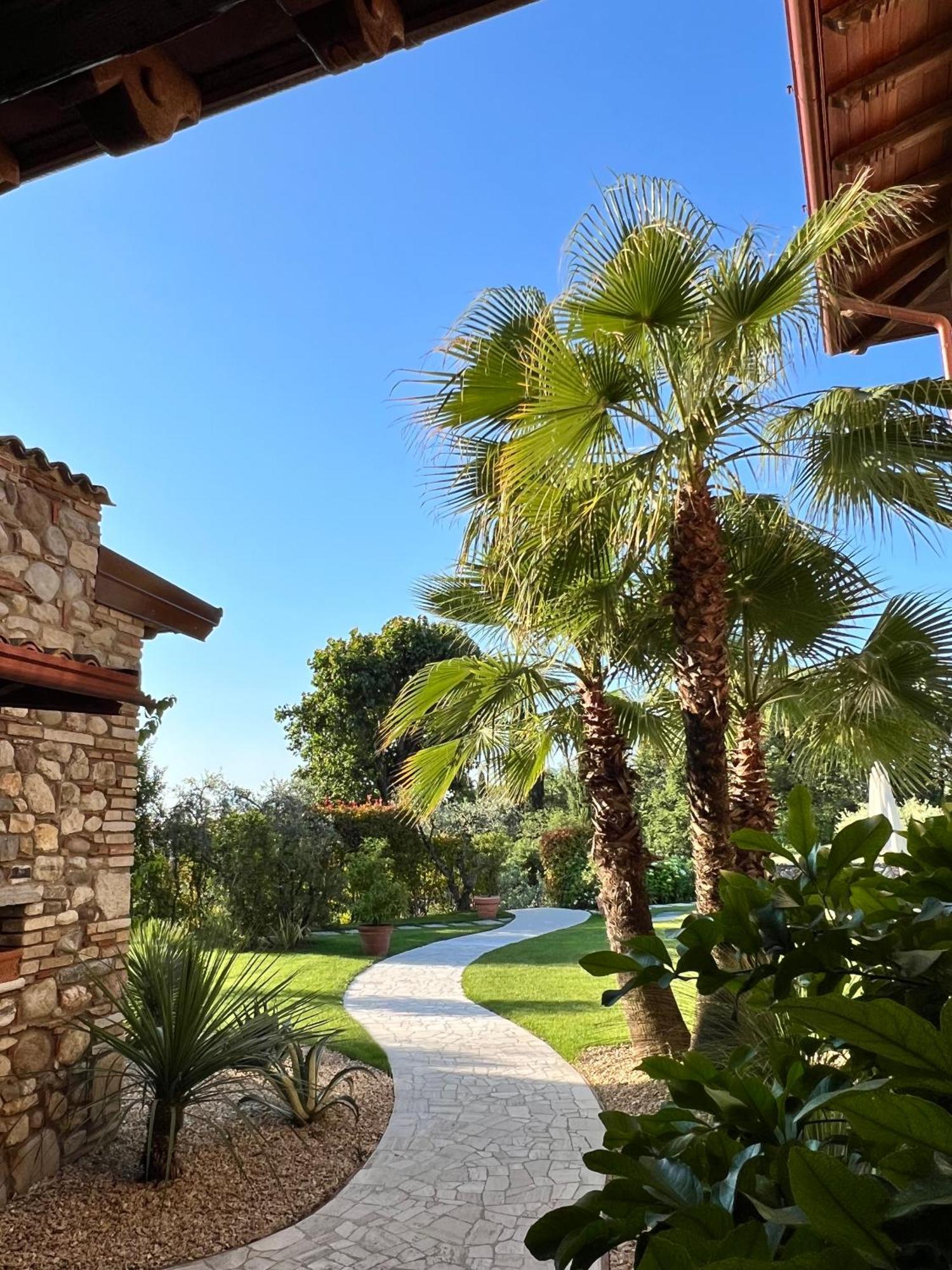 Villa Mario Resort Salò Exteriör bild
